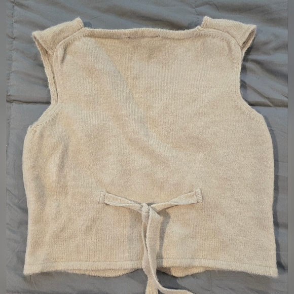 Zara Stone Embroidered Knit Style Vest - Picture 5 of 8